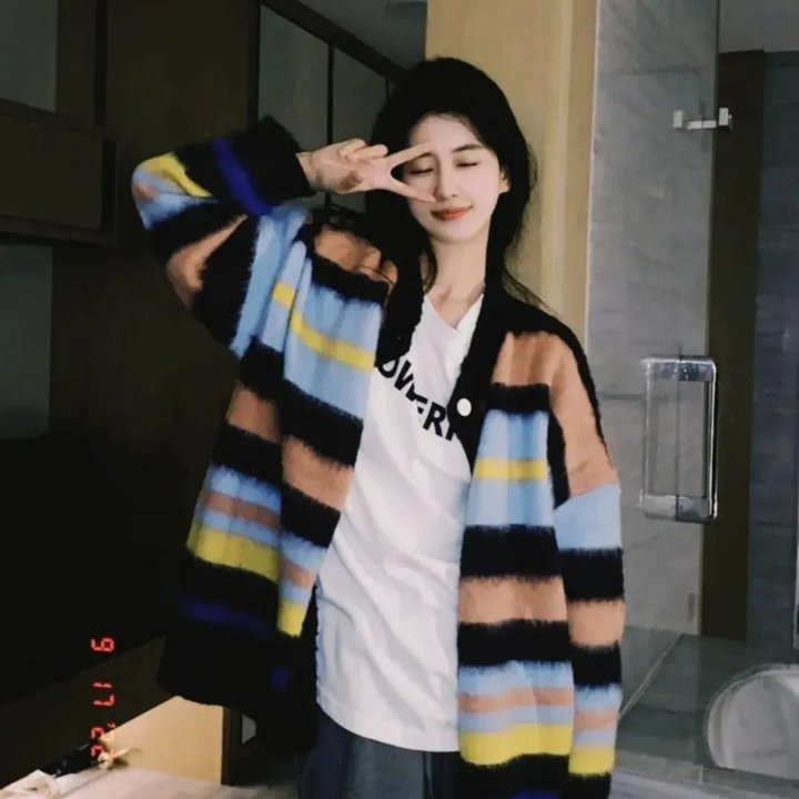 一抹丹砂映清辉